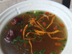 -小六汤包砂煲菜(文景路店)