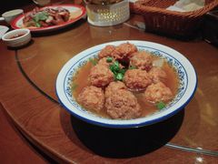 -东口码头·烧鸽子·鱼头泡饼·地方菜(金鹰悦城店)
