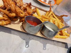 -必胜客(WOW黄骅华贸店)