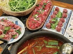 -贵厨酸汤牛肉(花果园国际中心店)