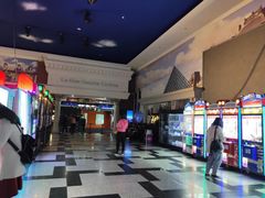 -左岸国际电影城(泉汇购物广场店)