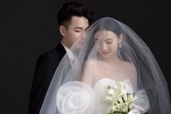 -索菲亚婚纱摄影