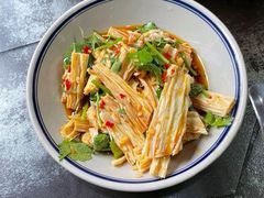 蒜香豆笋-潭州老友灶台鸡·竹屋老灶(光明E城店)