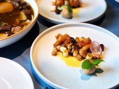 宫爆虾球配成都麻圆-南堂館川菜文化餐厅(天府店)