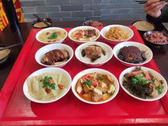 -蓝田九大碗民俗食府(蓝田店)