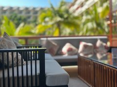 -亚龙湾喜来登·美景台大堂吧