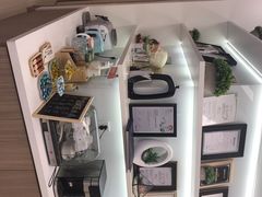 -维乐口腔(美维云门诊陆家嘴店)