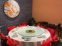 包厢-江城小馆陕南妈妈菜·全球旅行餐厅(钟楼店)