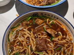 -镇南锅盖面馆(解放路店)