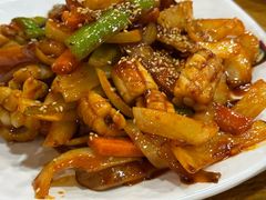 -喇喇排骨火锅·传统韩式脊骨汤(望京西园总店)