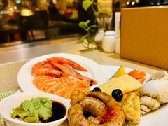 -亮马河饭店翠雅咖啡厅