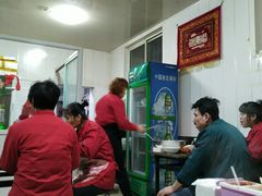 大堂-清真喜兰老丁羊汤特色小吃