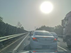-应城停车区-停车场