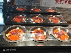 -红九格老火锅(三峡广场店)