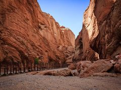 -天山神秘大峡谷