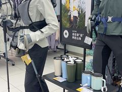 -迪卡侬(高新万达店)