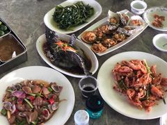 -四川小胡子海鲜(丁村万人海鲜广场店)