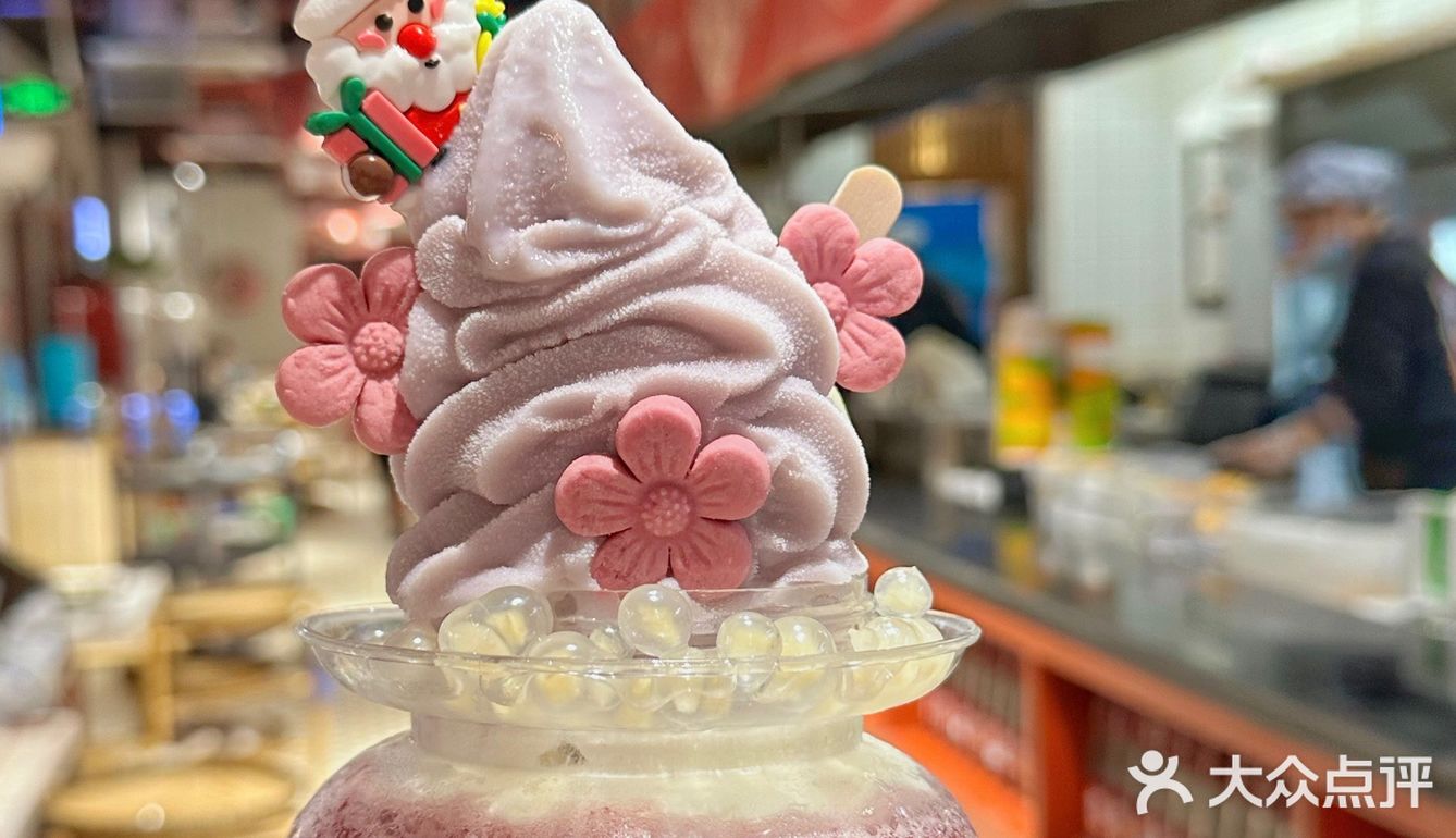人在南京！！我先吃口甜品提前过圣诞了⛄️