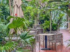 -Osteria Garden 生蚝花园餐厅(原进贤路店)