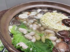 -威邵鸡煲(西华路总店)