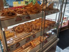 -85度C(生甜甜圈研究工坊·上海平凉店)