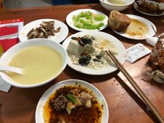 -宝瑞门钉肉饼店