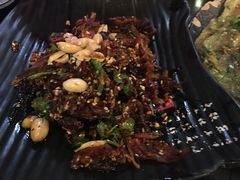 -何师烧烤·香辣蟹·川菜·30年老品牌(太古里旗舰店)