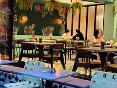 -SHADOWS•Bistro&Eatery(安福路店)