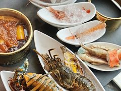 -雍容荟帝王蟹活龙虾展台自助(IFS黑金店)