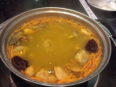 -丫丫汤膳打边炉(宏府408坊店)