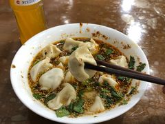 酸汤牛肉水饺-回坊马二饺子馆