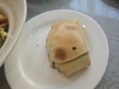 -汗腾格里·风味餐厅(新疆驻京办店)