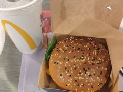 -麦当劳(华融店)