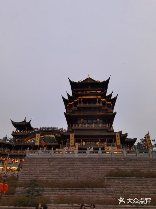 鸡鸣山公园图片