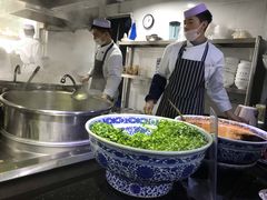 -陇上全荟兰州传统牛肉面(延吉路店)
