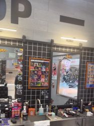 -Devilhands Barbershop男士理容店