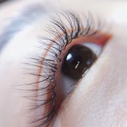 -Miss·A日式美甲美睫