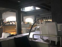 -穹六人间 people 6(岳阳路店)