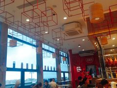 大堂-百事佳烧鸭牛腩(上海虹桥站店)