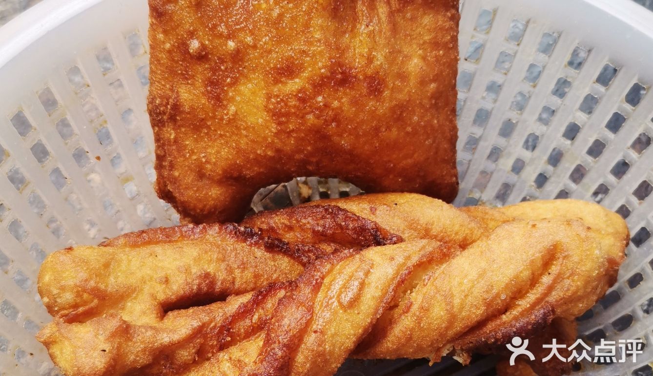 巨好吃的济南小吃鸡蛋包