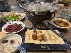 -肖四女乐山跷脚牛肉(世博源店)