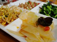 -叁宝烤肉• 西安烧烤(太乙路店)