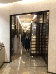 -AKOZO Beauty Salon