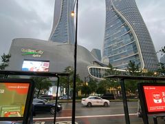 -TZ House音乐现场(来福士中心店)