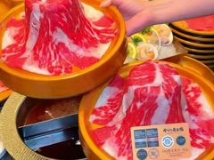 -牛YO寿喜烧·铁板烧和牛火锅自助(市府恒隆店)