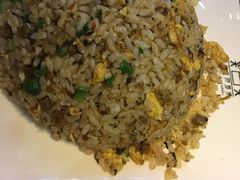 -香巴拉云南餐厅(华莱坞店)