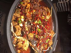 -吞鱼兽麻辣烤鱼(万达店)