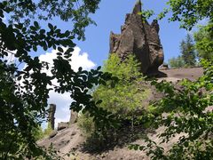 -峡谷浮石林景区