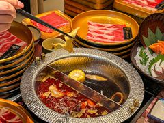 -牛YO寿喜烧·铁板烧和牛火锅自助(市府恒隆店)