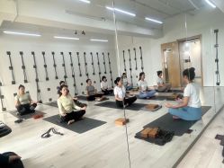 -OM瑜伽教练培训学院